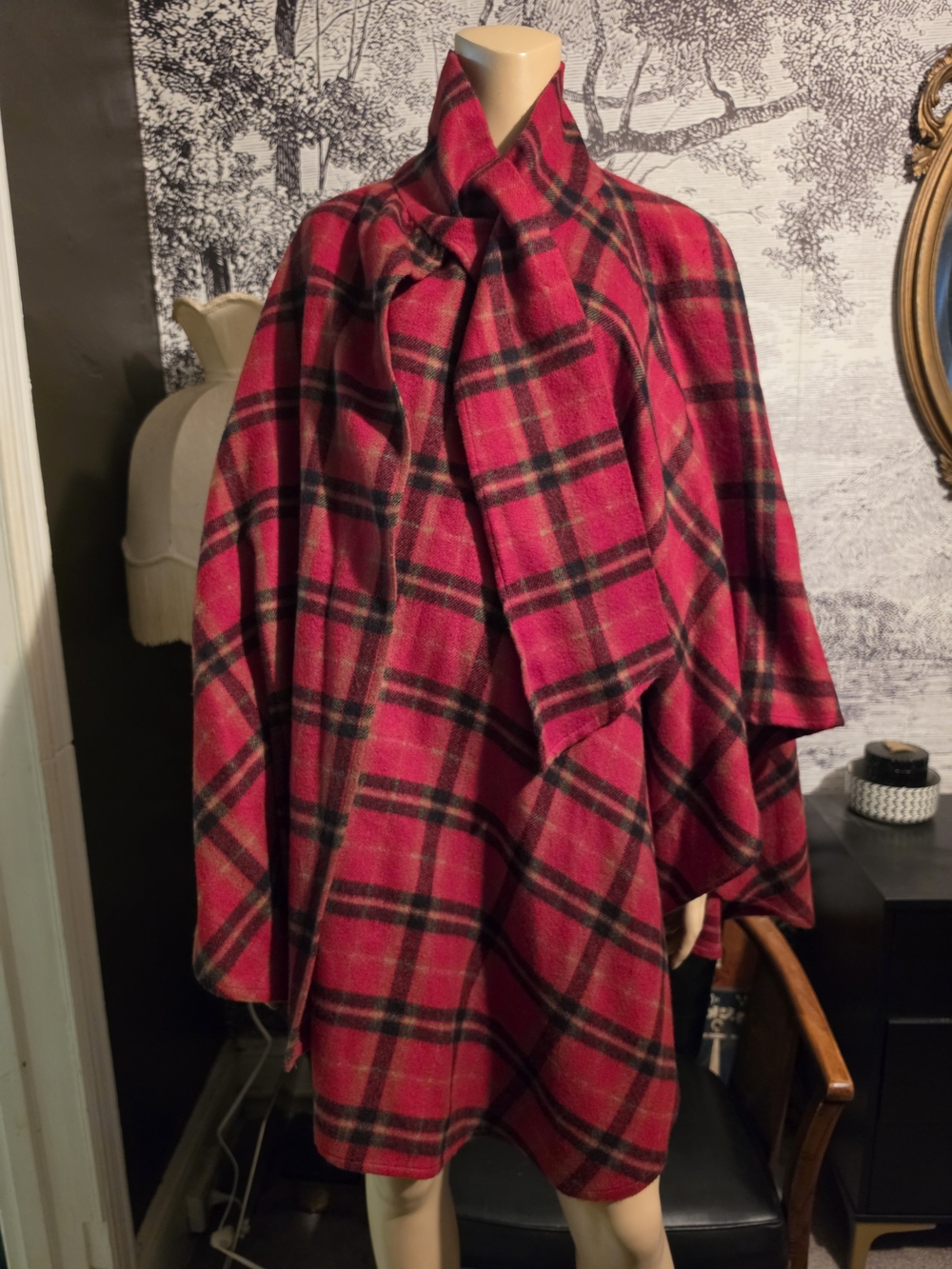 Vintage Specialty House Red Plaid Hooded/Wrap Cape Coat Poncho NWOT